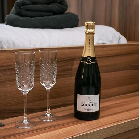 Wroc'love By Me &302 Legnicka Self Check-in 24h & Lift & Air Conditioning Apartment